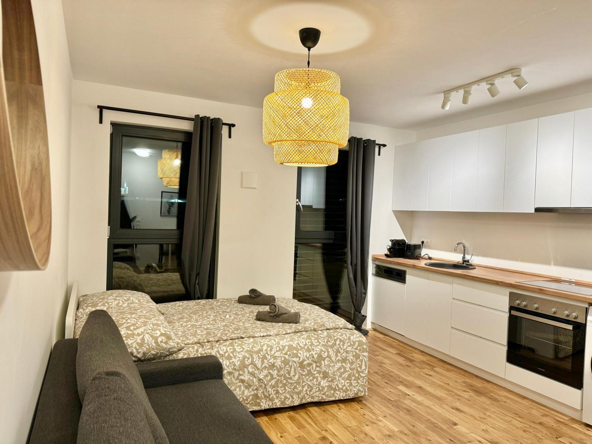 Modern Apartment With Balcony & Free Parking - Nearby Metro Vienna Exterior photo